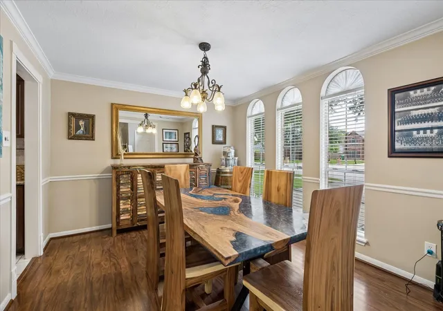 5th image of 1910 Lori Ct, Seabrook, TX 77586 | MLS# 21385156