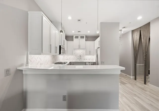 4th image of 3 Waterway Ct, The Woodlands, TX 77380