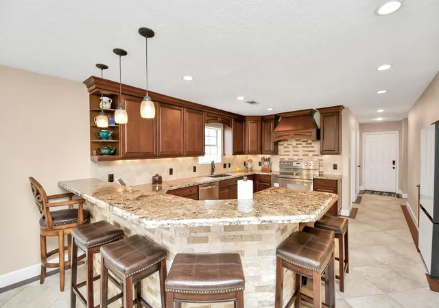 5th image of 8114 Beach Haven Dr, Baytown, TX 77523 | MLS# 24559916