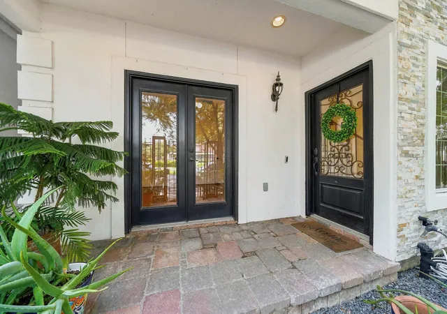 Photo 3 of Single family home for sale at 1525 Rosewood St, Houston, TX 77004 | MLS# 73387079 | Listing updated on 2026-09-12