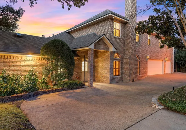 3rd image of 3740 Chimney Ridge Dr, Waco, TX 76708 | MLS# 19758223