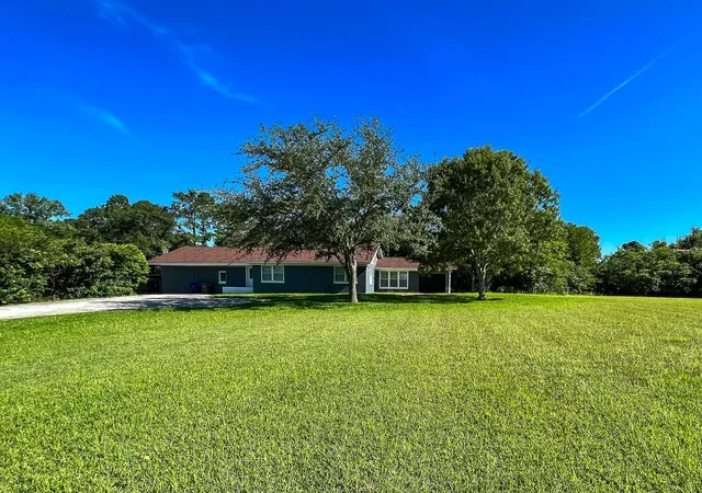 24th image of 516 Roundabout Road, Huntsville, TX 77340 | MLS# 46118577