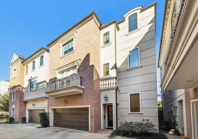 1st image of 1547 Nevada St, Houston, TX 77006 | MLS# 77365471