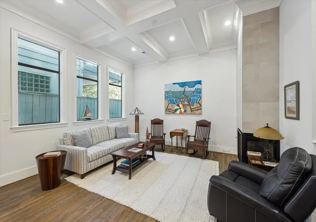 5th image of 1547 Nevada St, Houston, TX 77006 | MLS# 77365471