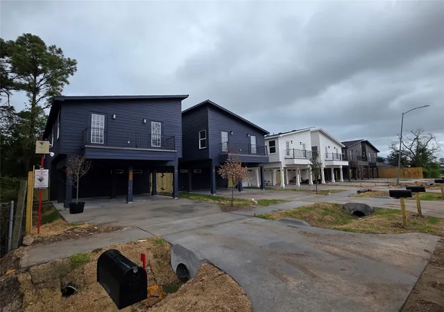 1st image of 8407 Mahalia Dr, Houston, TX 77088 | MLS# 97061469
