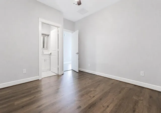 4th image of 603 Link Rd #H, Houston, TX 77009 | MLS# 31237347
