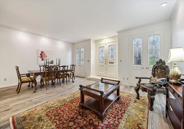 Photo 3 of Townhouse for sale at 7615 Del Monte Dr, Houston, TX 77063 | MLS# 85496622 | Listing updated on 2026-09-17