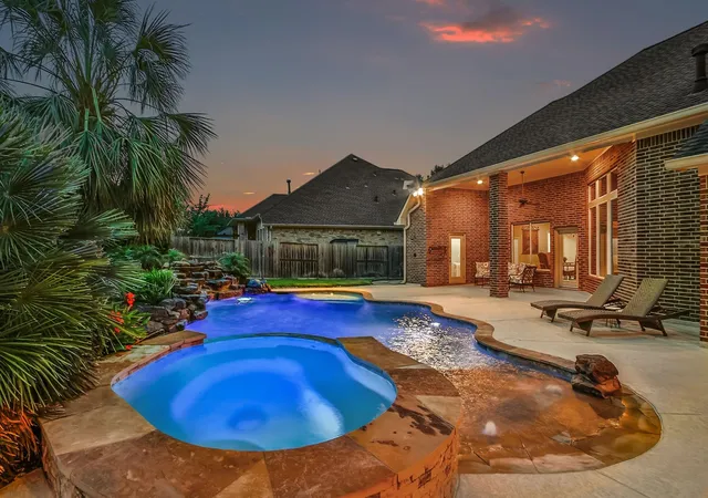 Photo 3 of Sale Pending at 19815 Rose Dawn Ln, Spring, TX 77379 | MLS# 86479617 | Listing updated on 2026-09-17