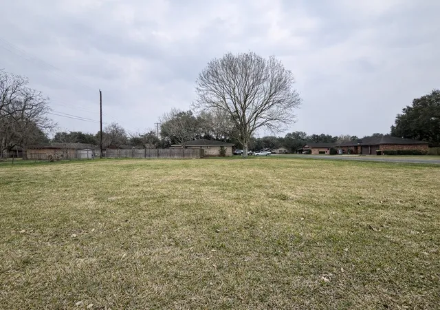 5th image of 315 Tennie Ave, Wharton, TX 77488 | MLS# 92953538