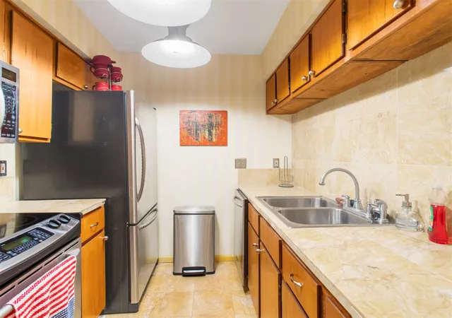 Photo 2 of Condo for sale at 8429 Hearth Dr #3, Houston, TX 77054 | MLS# 92525233 | Listing updated on 2026-08-17