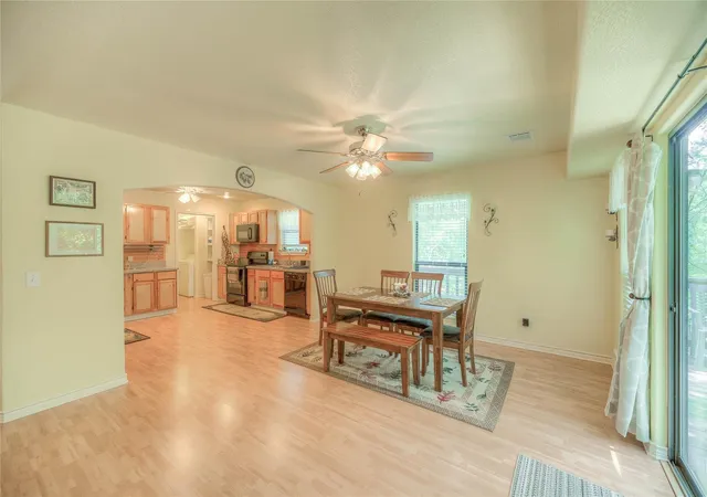 3rd image of 445 Knollwood Crk, Onalaska, TX 77360 | MLS# 46600434