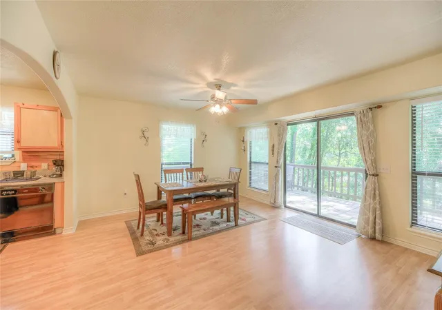 4th image of 445 Knollwood Crk, Onalaska, TX 77360 | MLS# 46600434