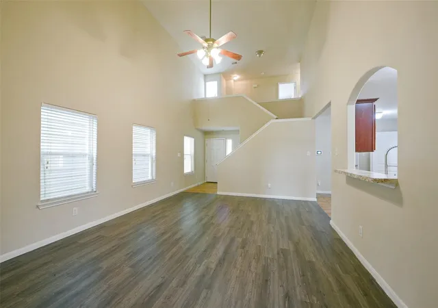 Photo 3 of Single family home for sale at 14902 Aberdeen Meadow Ln, Houston, TX 77053 | MLS# 16718882 | Listing updated on 2026-09-03