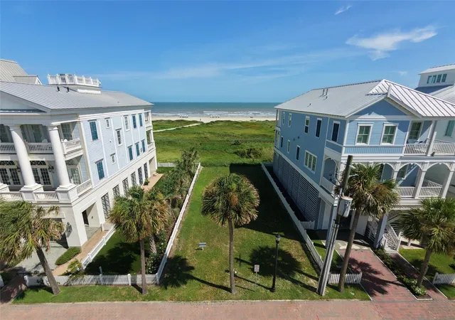 Photo 4 of Land for sale at 1553 Seaside Dr, Galveston, TX 77550 | MLS# 85873134 | Listing updated on 2026-08-01