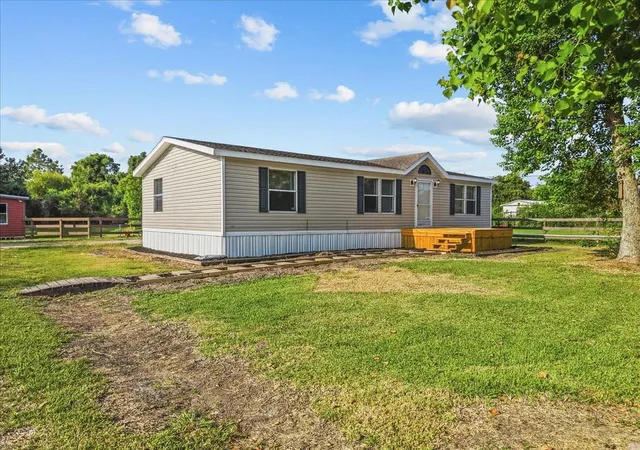 Photo 3 of Single family home for sale at 12717 33Rd St, Santa Fe, TX 77510 | MLS# 7934562 | Listing updated on 2026-08-31