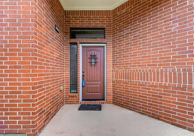 Photo 3 of Sale Pending at 25139 Alina Ln, Spring, TX 77386 | MLS# 12149433 | Listing updated on 2026-09-04