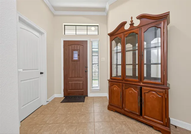 Photo 3 of Sale Pending at 25139 Alina Ln, Spring, TX 77386 | MLS# 12149433 | Listing updated on 2026-09-04