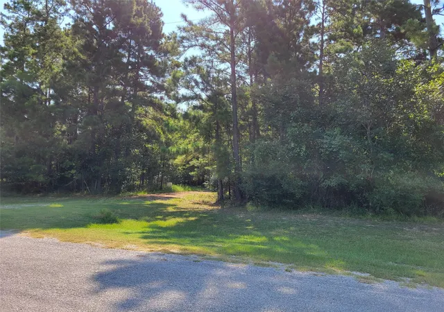 Photo 1 of Land for sale at Tbd Roundabout Ln, Huntsville, TX 77320 | MLS# 85703321 | Listing updated on 2026-09-22