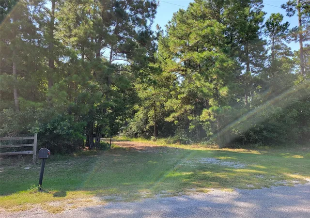 Photo 2 of Land for sale at Tbd Roundabout Ln, Huntsville, TX 77320 | MLS# 85703321 | Listing updated on 2026-09-22