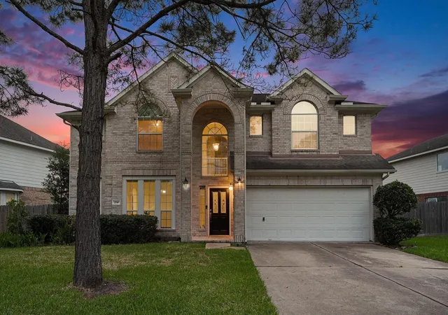 4th image of 2710 Sienna Springs Dr St, Pearland, TX 77584 | MLS# 29524405