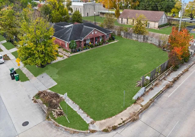 24th image of 9402 Derrik Dr Dr, Houston, TX 77080 | MLS# 38693276