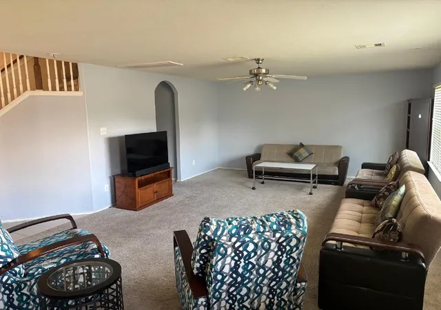 3rd image of 1106 Crestmont Pl Loop, Missouri City, TX 77489 | MLS# 40472988