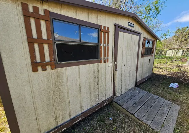 17th image of 258 Owens St, Houston, TX 77029 | MLS# 85207838