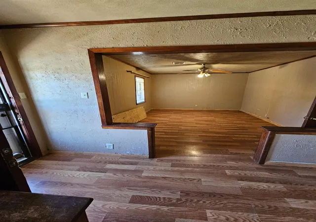 3rd image of 258 Owens St, Houston, TX 77029 | MLS# 85207838