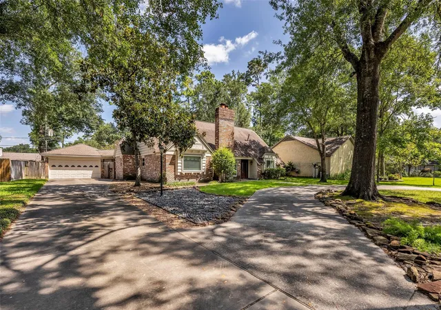 Photo 3 of Sale Pending at 631 Andover St, Spring, TX 77373 | MLS# 46211166 | Listing updated on 2026-09-23