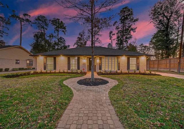 Homes for sale in Houston, TX | 902 Kingsbridge Rd, Houston, TX 77073 | MLS# 11036901
