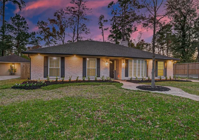 Homes for sale in Houston, TX | 902 Kingsbridge Rd, Houston, TX 77073 | MLS# 11036901