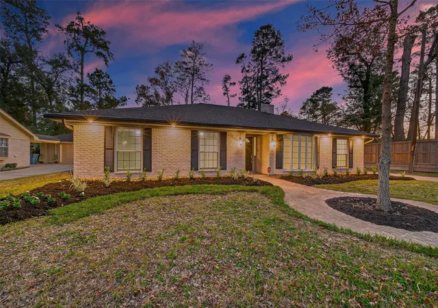 Homes for sale in Houston, TX | 902 Kingsbridge Rd, Houston, TX 77073 | MLS# 11036901