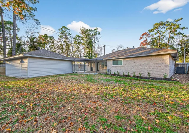 Homes for sale in Houston, TX | 902 Kingsbridge Rd, Houston, TX 77073 | MLS# 11036901