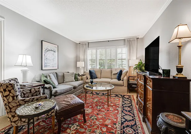 5th image of 2701 Bellefontaine St #B21, Houston, TX 77025 | MLS# 44100876