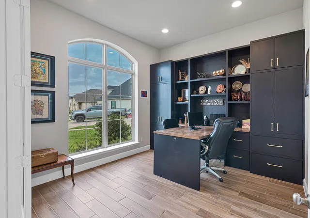 Photo 4 of Single family home for sale at 608 Malibu Pines Dr, Katy, TX 77493 | MLS# 73846555 | Listing updated on 2026-09-18