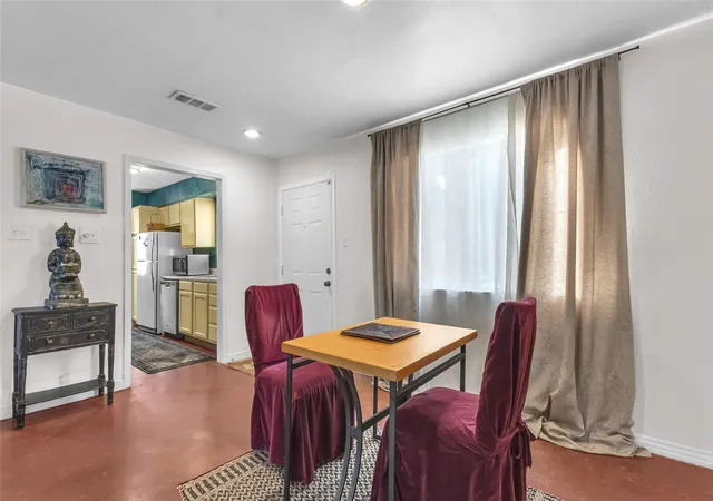 5th image of 6810 Deatonhill Dr #115, Austin, TX 78745 | MLS# 46633018