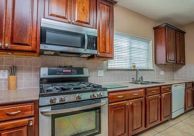 Photo 2 of Single family home for sale at 29742 Legends Green Dr, Spring, TX 77386 | MLS# 96598385 | Listing updated on 2026-07-24