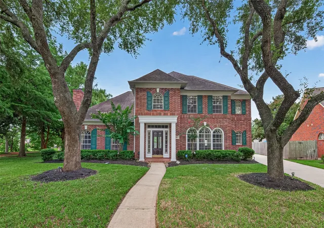2nd image of 17411 Rolling Brook Ct, Sugar Land, TX 77479 | MLS# 81862901