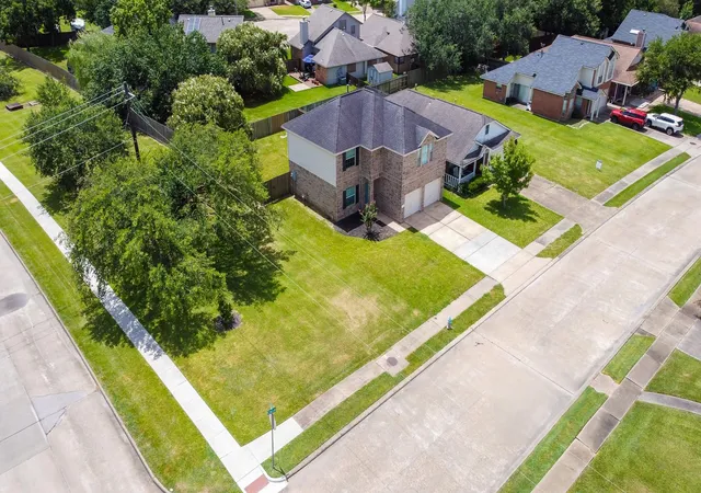 1st image of 101 Cacao St, Lake Jackson, TX 77566 | MLS# 23248312
