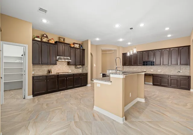 4th image of 12514 Randy Riley Wy, Tomball, TX 77377 | MLS# 98941315