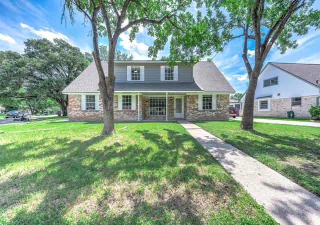 Photo 1 of Single family home for sale at 9014 Landwood Dr, Houston, TX 77040 | MLS# 37851409 | Listing updated on 2026-08-23