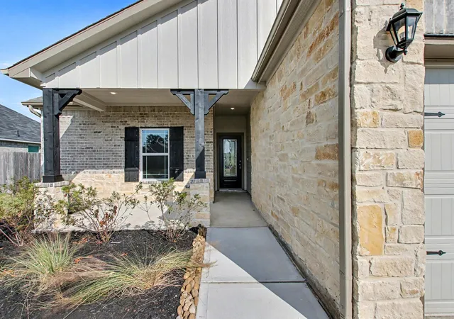 Homes for sale in West Columbia, TX | 414 Wellshire Dr, West Columbia, TX 77486 | MLS# 50208808