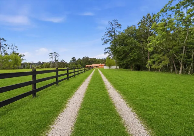 3rd image of 21992 Hwy 321, Cleveland, TX 77327 | MLS# 55283850