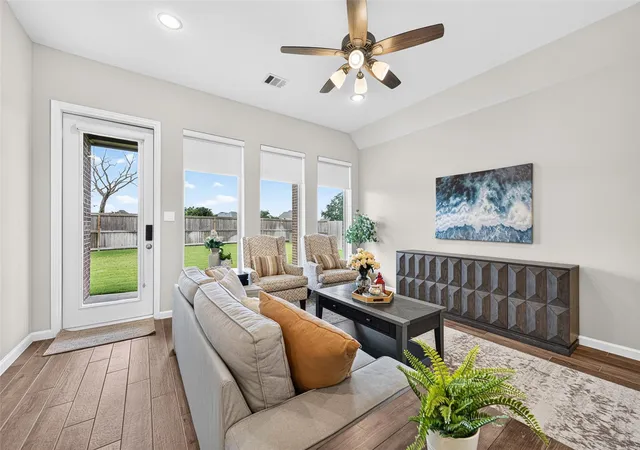 5th image of 5002 Morrison Dr, Manvel, TX 77578 | MLS# 88021897