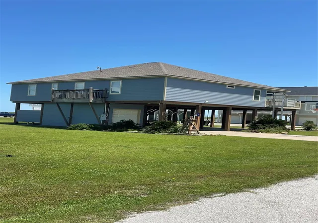 Photo 3 of Single family home for sale at 3933 Biscayne Beach Rd, Port Bolivar, TX 77650 | MLS# 41675523 | Listing updated on 2025-12-27