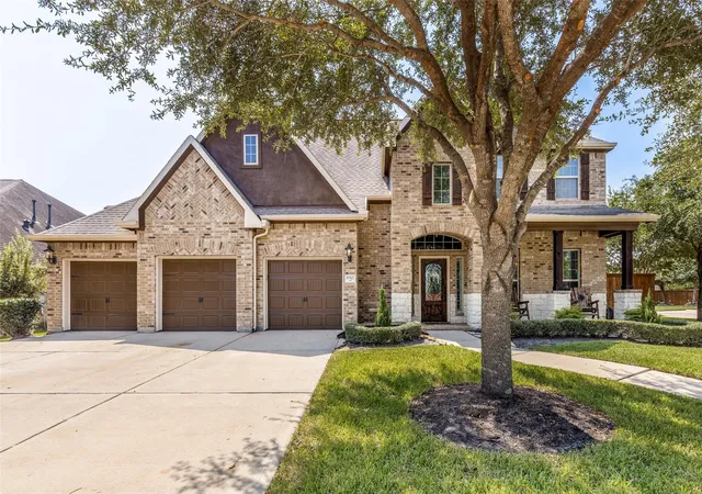 Photo 1 of Single family home for sale at 10527 Texas Sage Wy, Cypress, TX 77433 | MLS# 94541633 | Listing updated on 2026-09-12