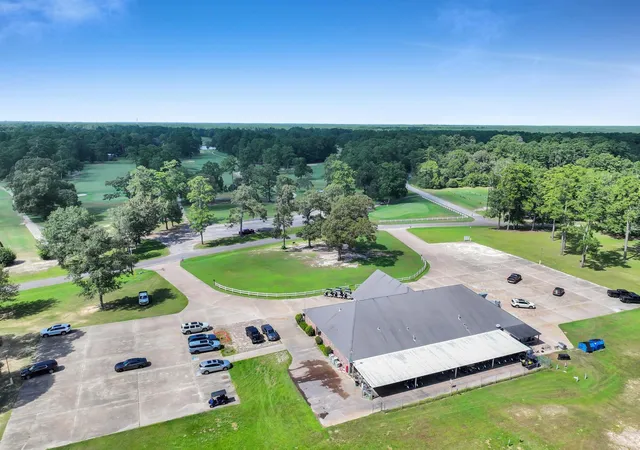 49th image of 1000 Forsythia Dr, Village Mills, TX 77663 | MLS# 24297515