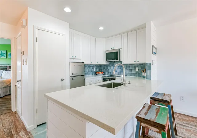 Homes for sale in Galveston, TX | 7312 Sea Wall Blvd, Galveston, TX 77551