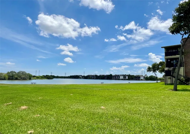 Homes for sale in Webster, TX | 18800 Egret Bay Blvd #1201, Webster, TX 77058 | MLS# 67973073