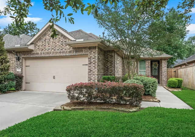 Photo 1 of Single family home for sale at 142 Elderberry Trl, Montgomery, TX 77316 | MLS# 73583640 | Listing updated on 2026-08-30